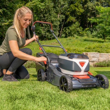 Kosiarka akumulatorowa AL-KO 42.2 Li Comfort zestaw